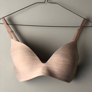 Victoria’s Secret Wire-Free T-Shirt Bra